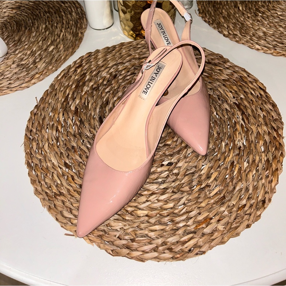 Nude sling back with kitten heel great condition